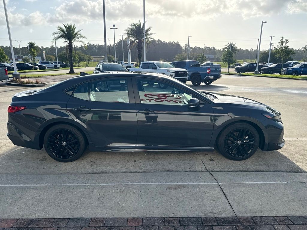 Used 2025 Toyota Camry SE Sedan
