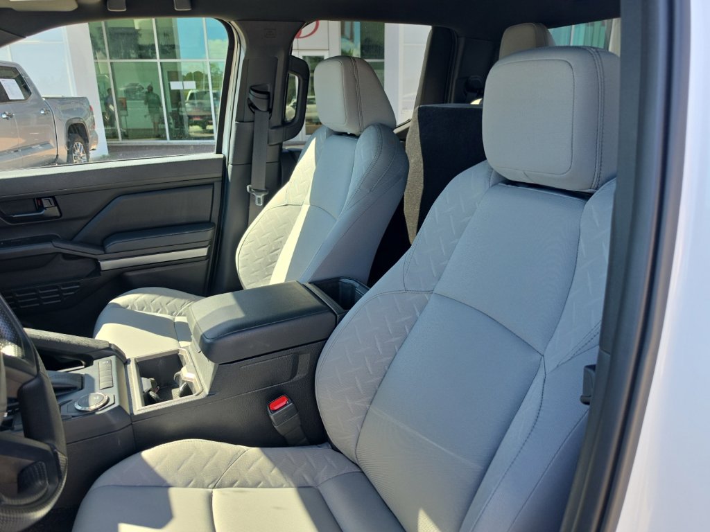 Used 2025 Toyota Tacoma SR5 Truck