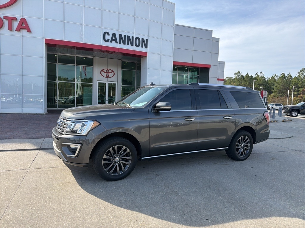 2021 Ford Expedition Limited's photo