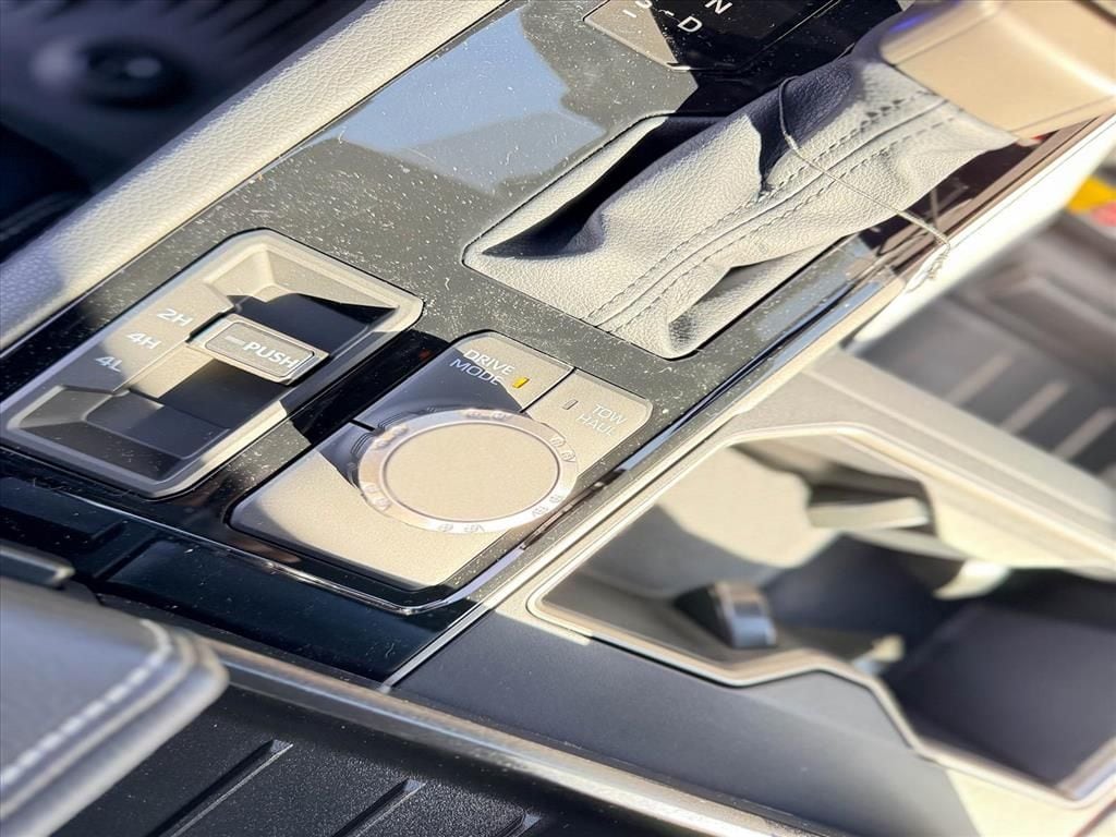 2026 Toyota Tundra Limited - Photo 23
