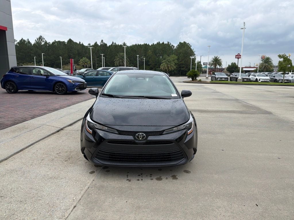 Certified 2025 Toyota Corolla LE Sedan