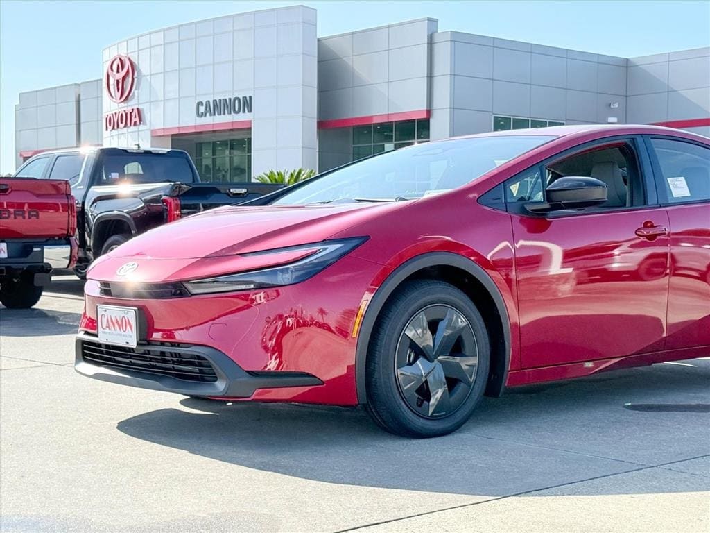 New 2026 Toyota Prius LE Hatchback