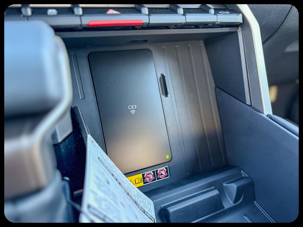 2026 Toyota Tundra Limited - Photo 28