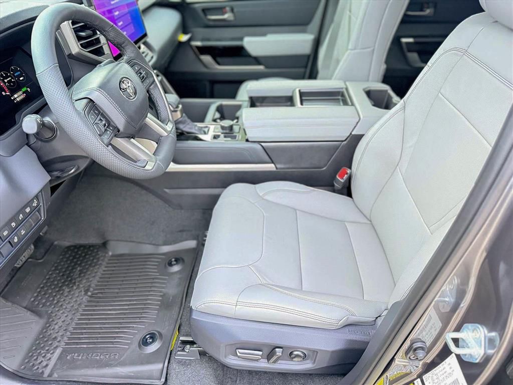 2026 Toyota Tundra Limited - Photo 20