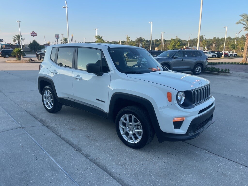 2023 Jeep Renegade Latitude Upland photo 4