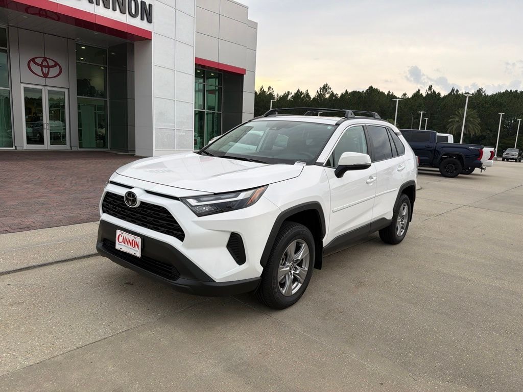 Used 2025 Toyota RAV4 XLE SUV