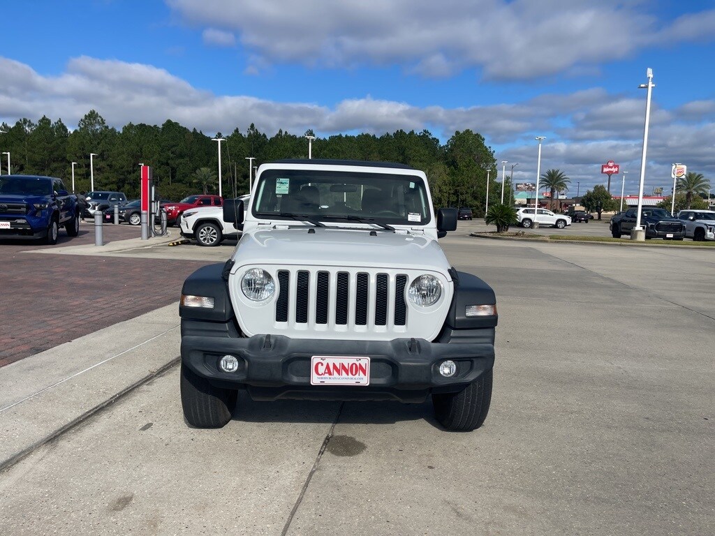 2022 Jeep Wrangler Unlimited Sport photo 3
