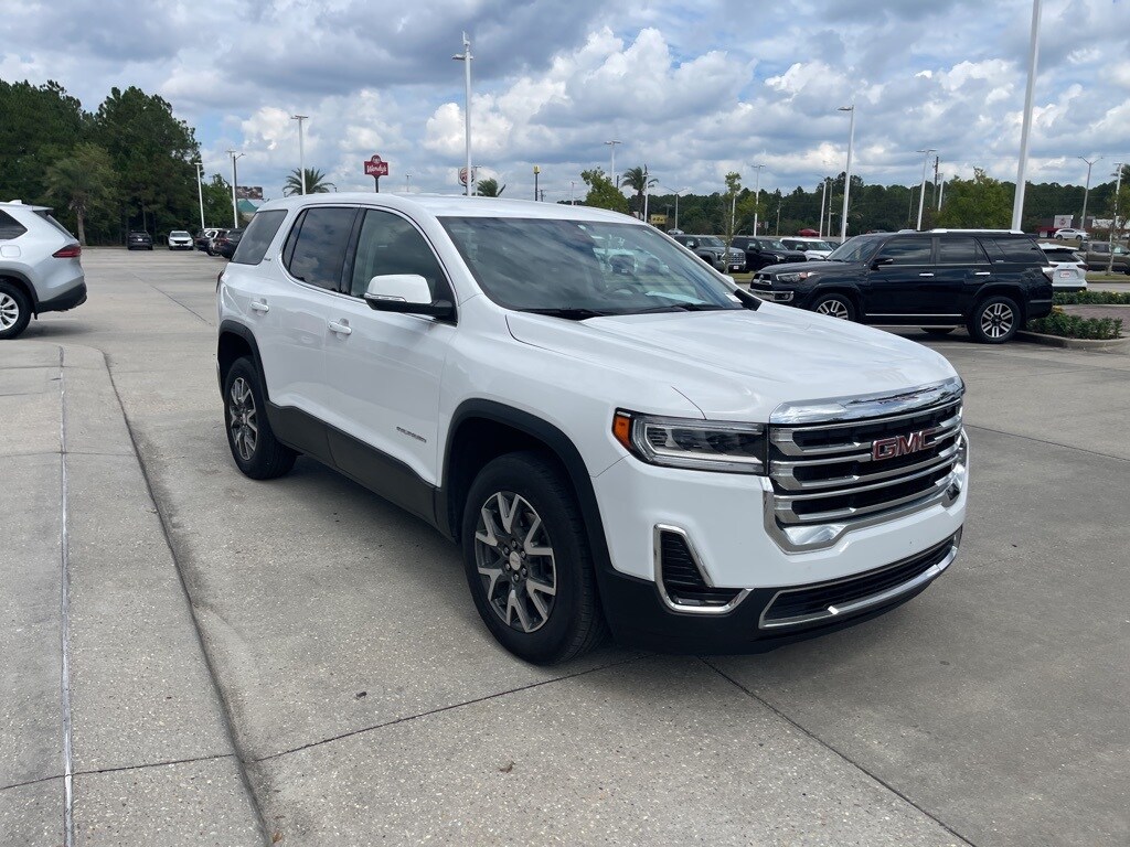2023 Gmc Acadia SLE photo 2