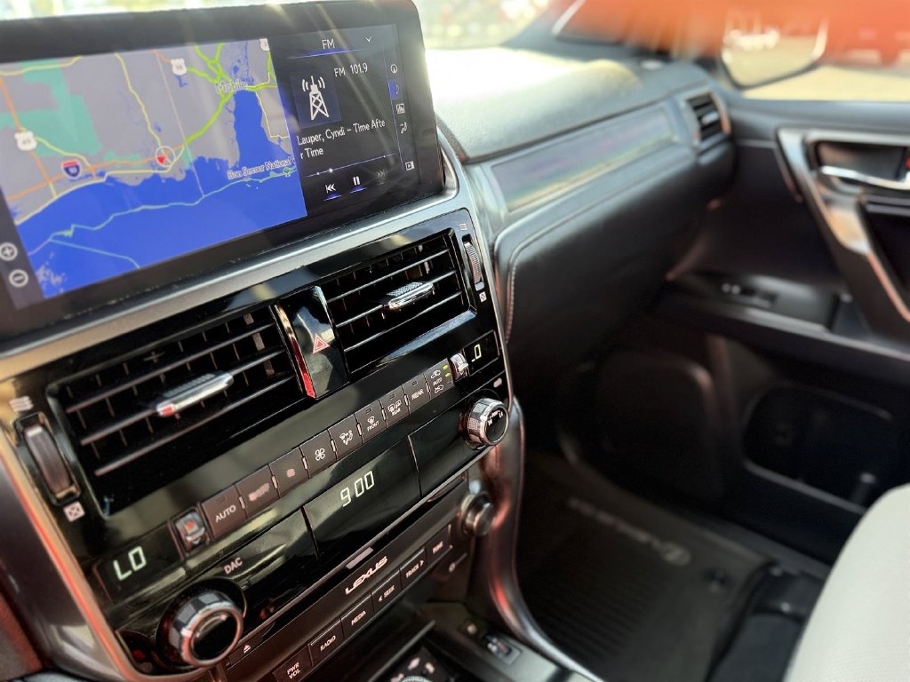 2023 Lexus GX Base - Photo 32