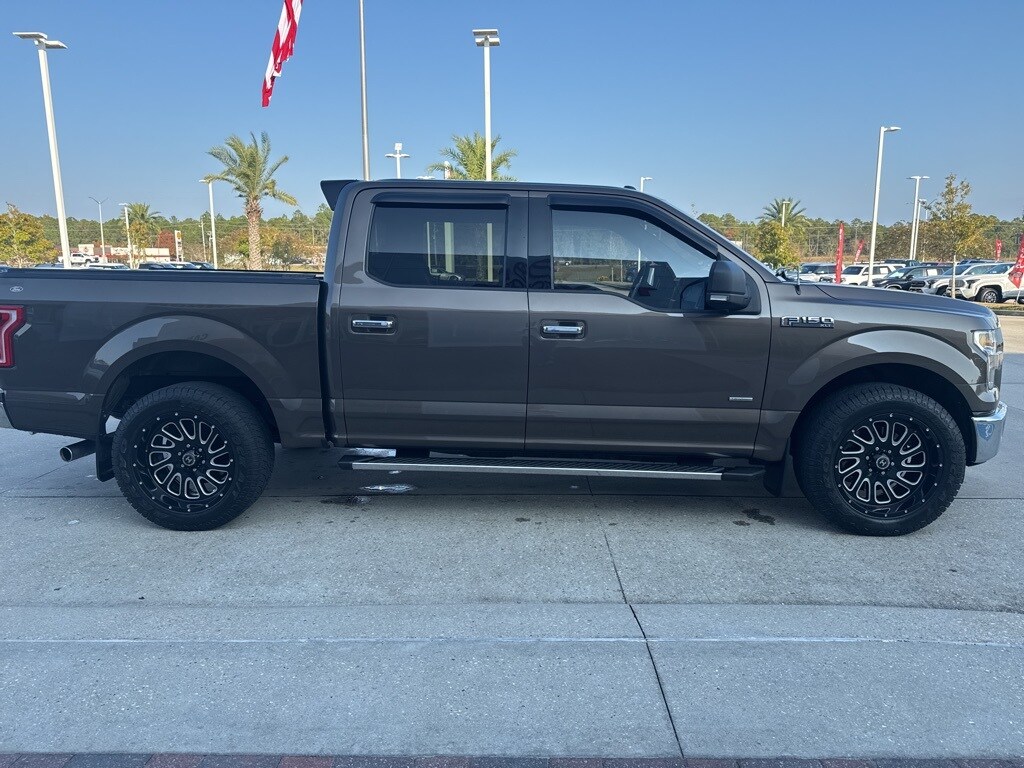 2016 Ford F-150 XLT photo 4