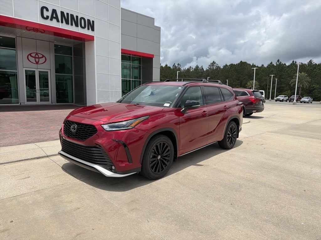 Used 2024 Toyota Highlander XSE SUV
