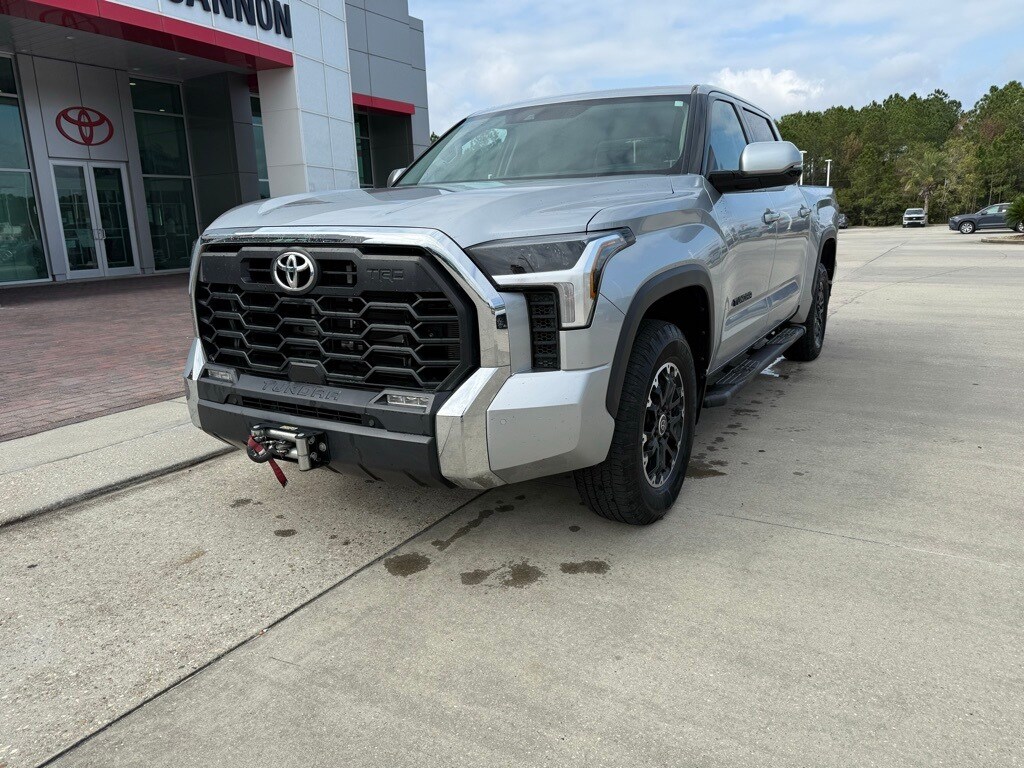 2023 Toyota Tundra SR5 photo 2