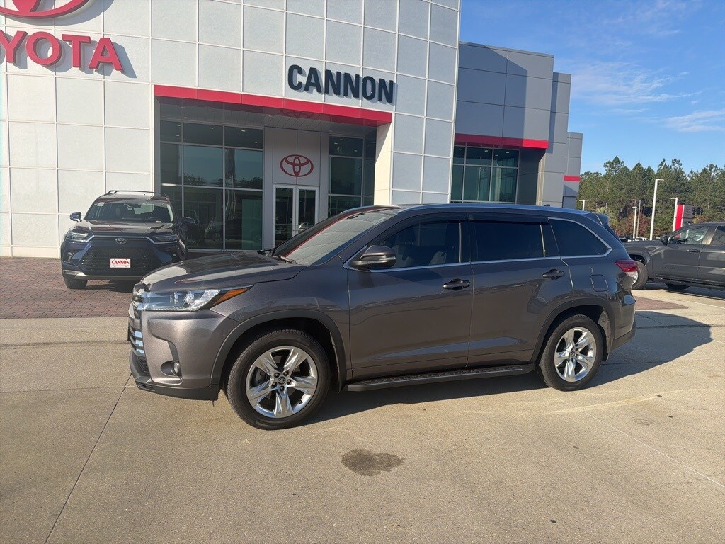 Used 2018 Toyota Highlander SUV
