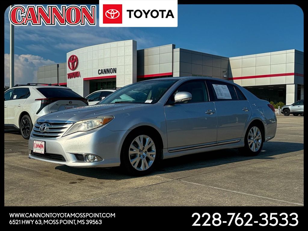 2011 Toyota Avalon Avalon's photo