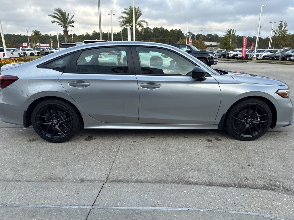 2026 Honda Civic Hybrid Sport Touring photo 4