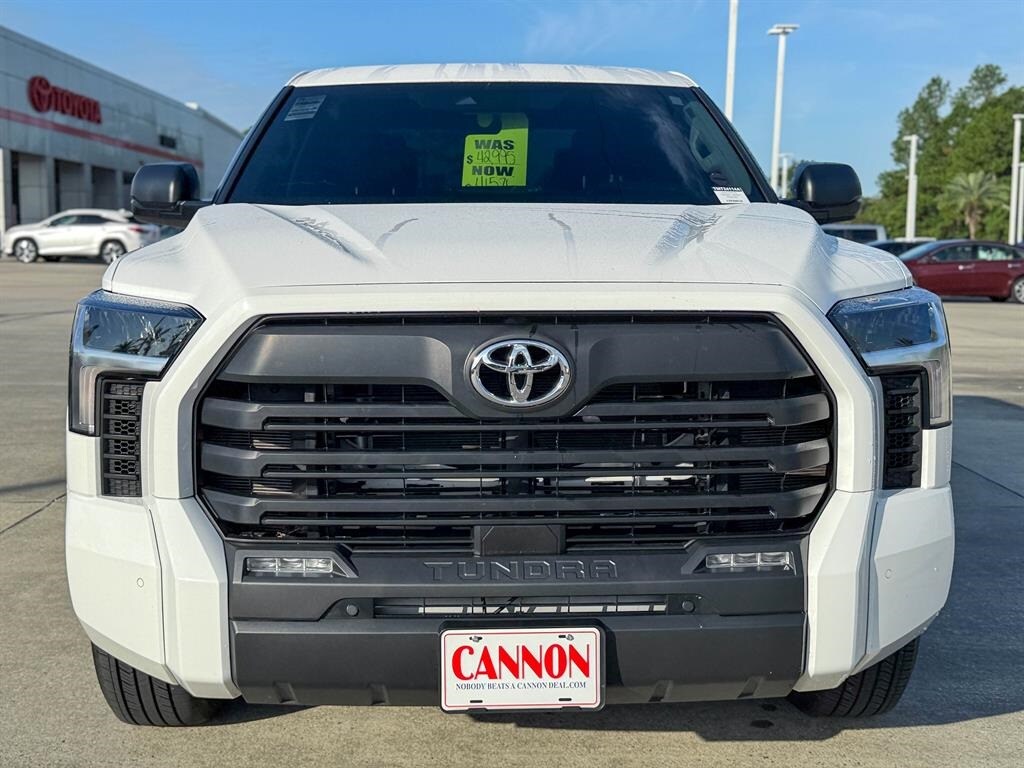 2024 Toyota Tundra SR5 photo 2