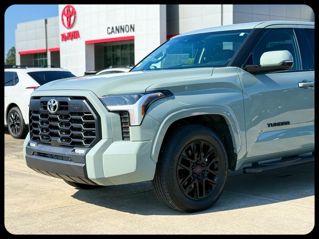 New 2023 Toyota Tundra SR5 Truck CrewMax