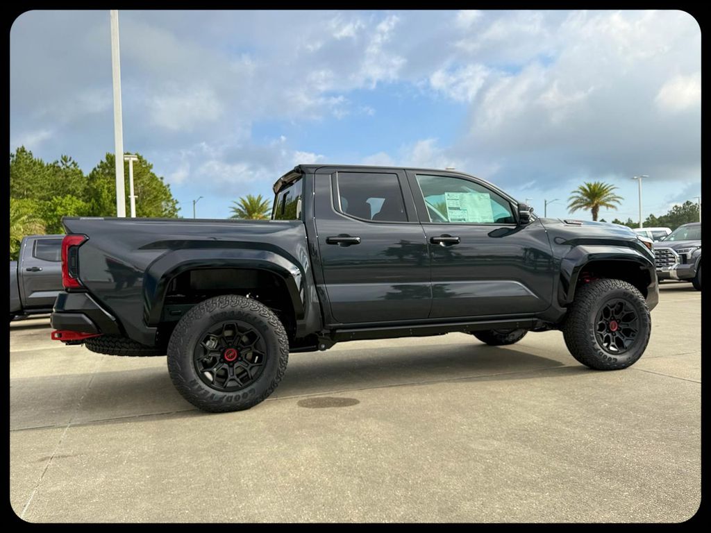 2026 Toyota Tacoma TRD Pro - Photo 9