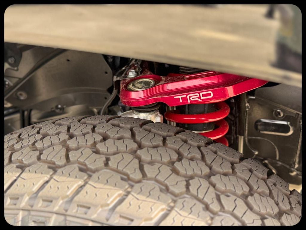 2026 Toyota Tacoma TRD Pro - Photo 8
