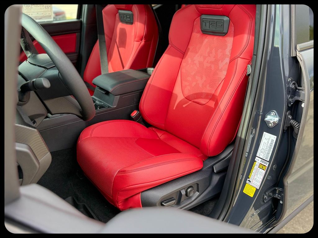 2026 Toyota Tacoma TRD Pro - Photo 31