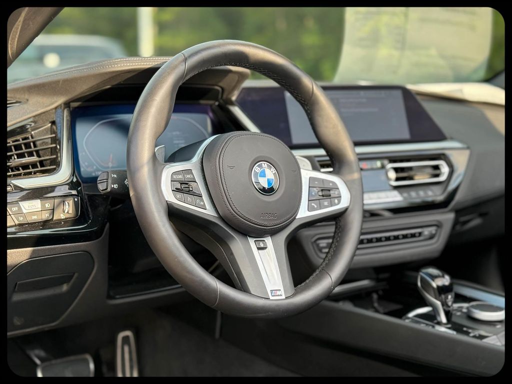 2026 BMW Z4 30i - Photo 11