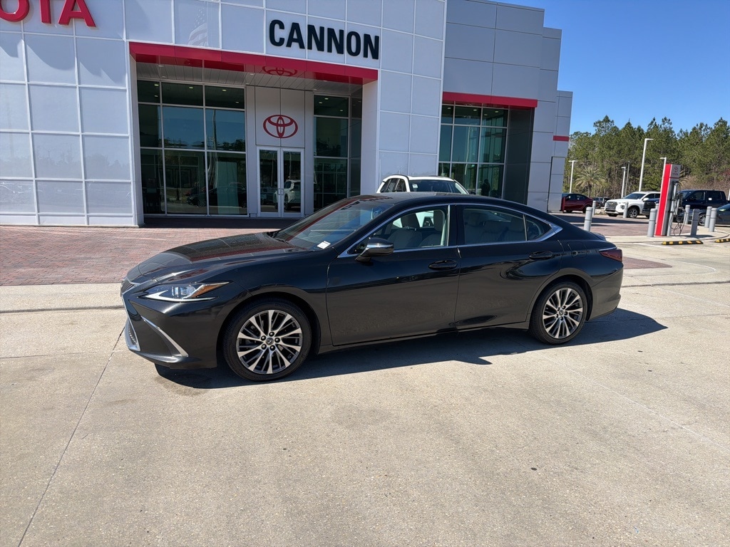 Used 2020 Lexus ES 350 Sedan