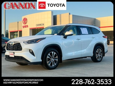 2023 Toyota Highlander XLE SUV