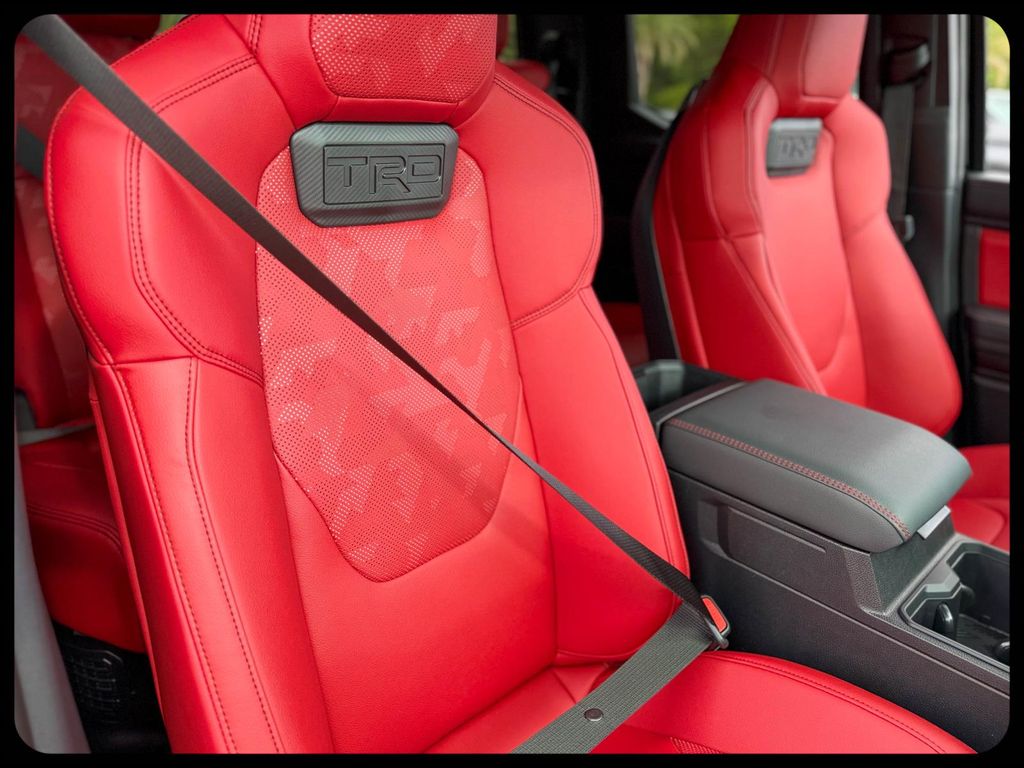2026 Toyota Tacoma TRD Pro - Photo 15