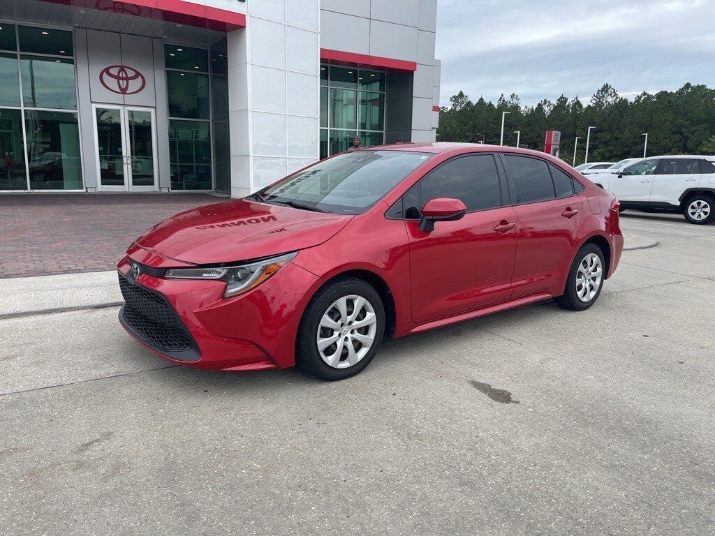 2021 Toyota Corolla LE photo 2