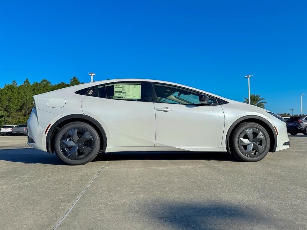 New 2026 Toyota Prius Plug-in Hybrid SE Hatchback