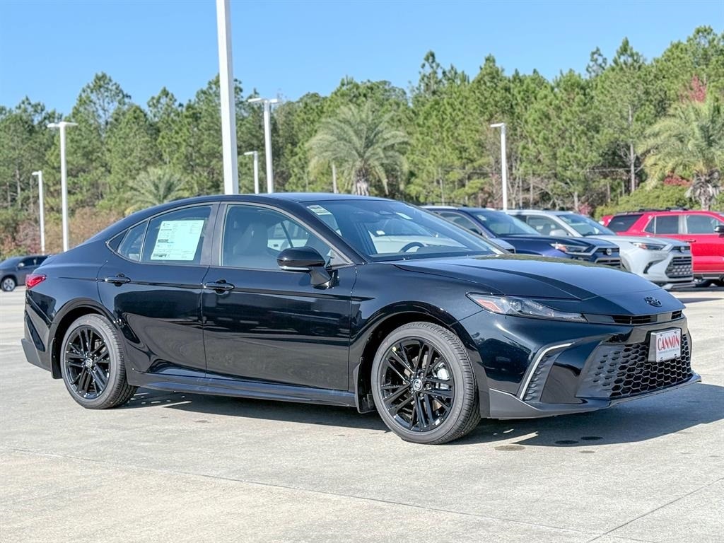 New 2026 Toyota Camry SE Sedan