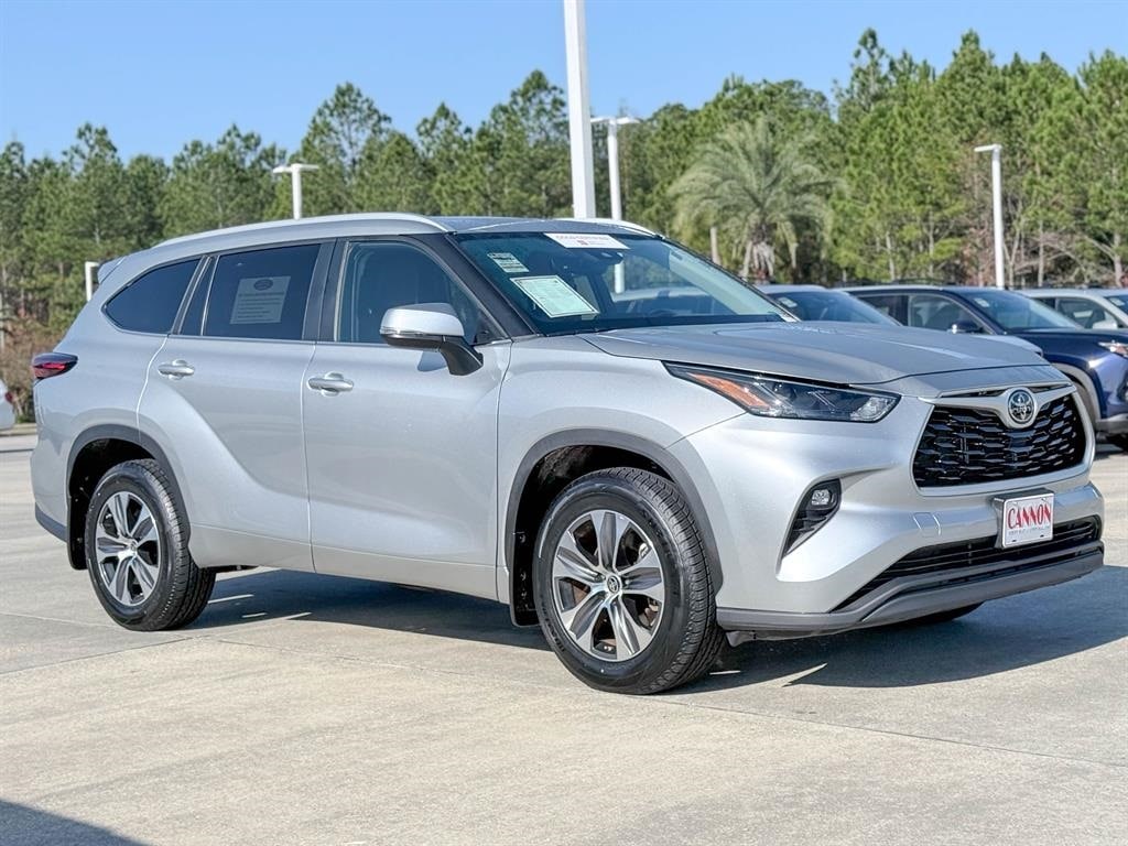 Certified 2024 Toyota Highlander XLE SUV