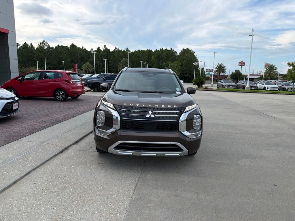 Used 2024 Mitsubishi Outlander SEL SUV