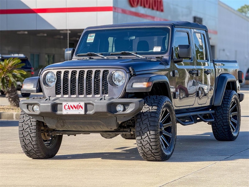 Used 2021 Jeep Gladiator Sport Truck