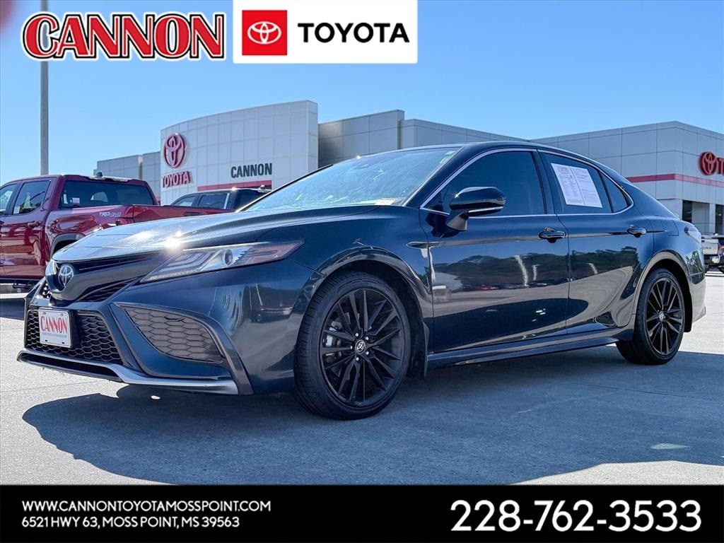 2021 Toyota Camry XSE's photo