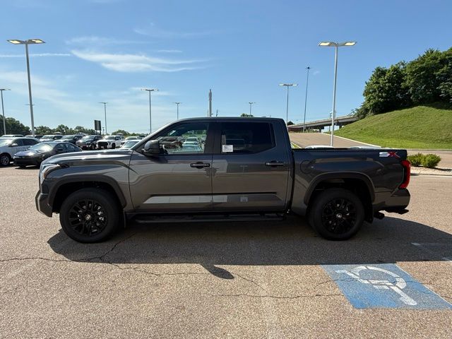 2026 Toyota Tundra SR5 CrewMax 5.5' Bed's photo