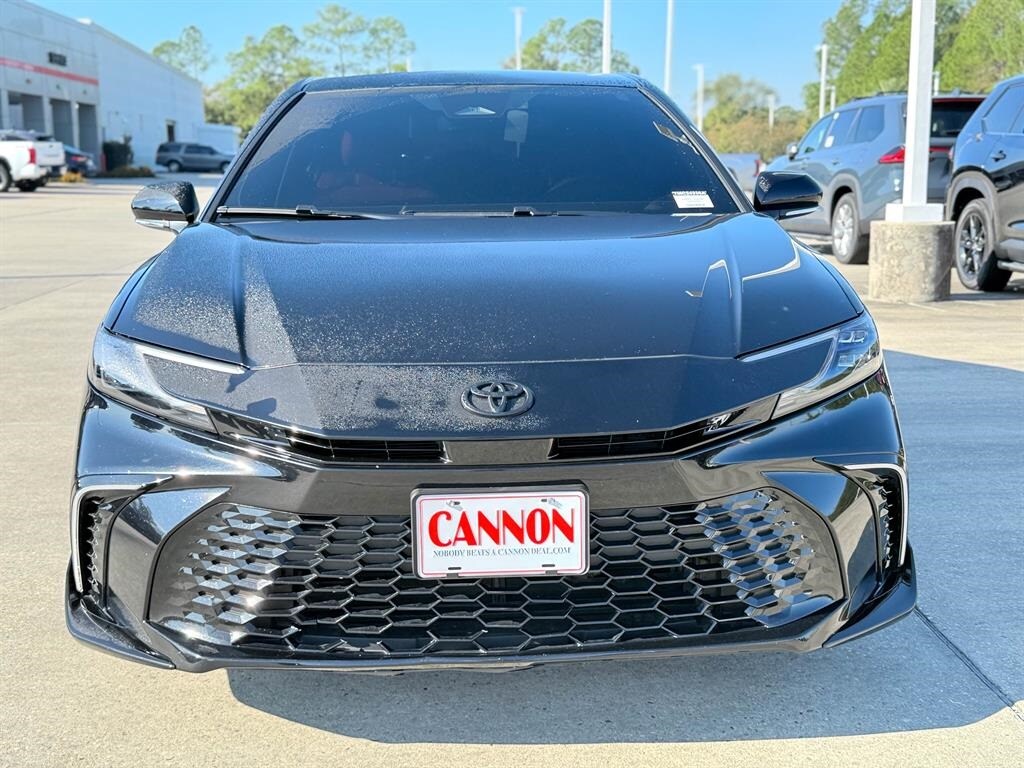 2025 Toyota Camry XSE photo 3