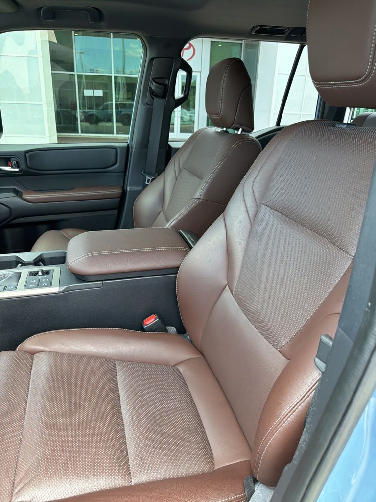 2025 Toyota Land Cruiser Base - Photo 11