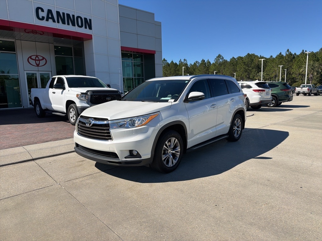 Used 2014 Toyota Highlander XLE V6 SUV