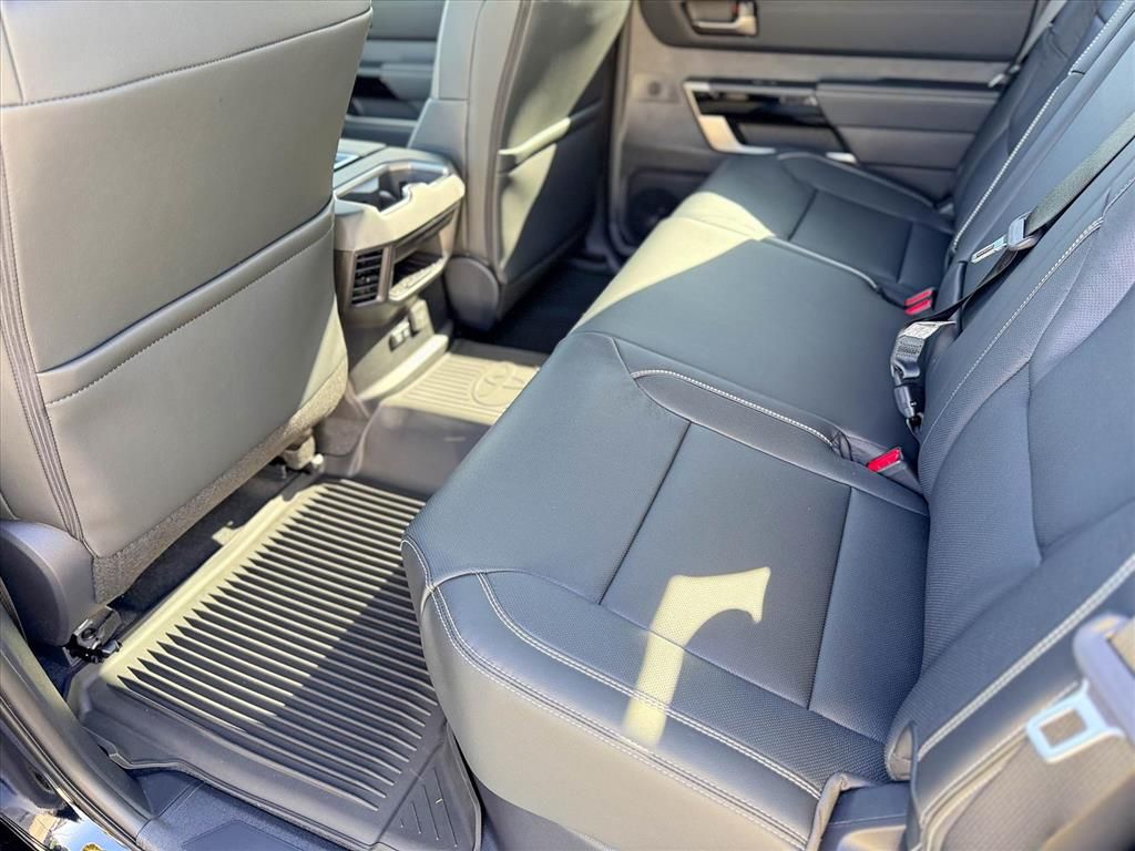 2026 Toyota Tundra Limited - Photo 19