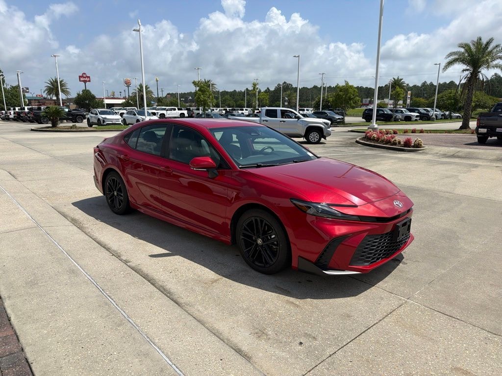 Used 2025 Toyota Camry SE Sedan