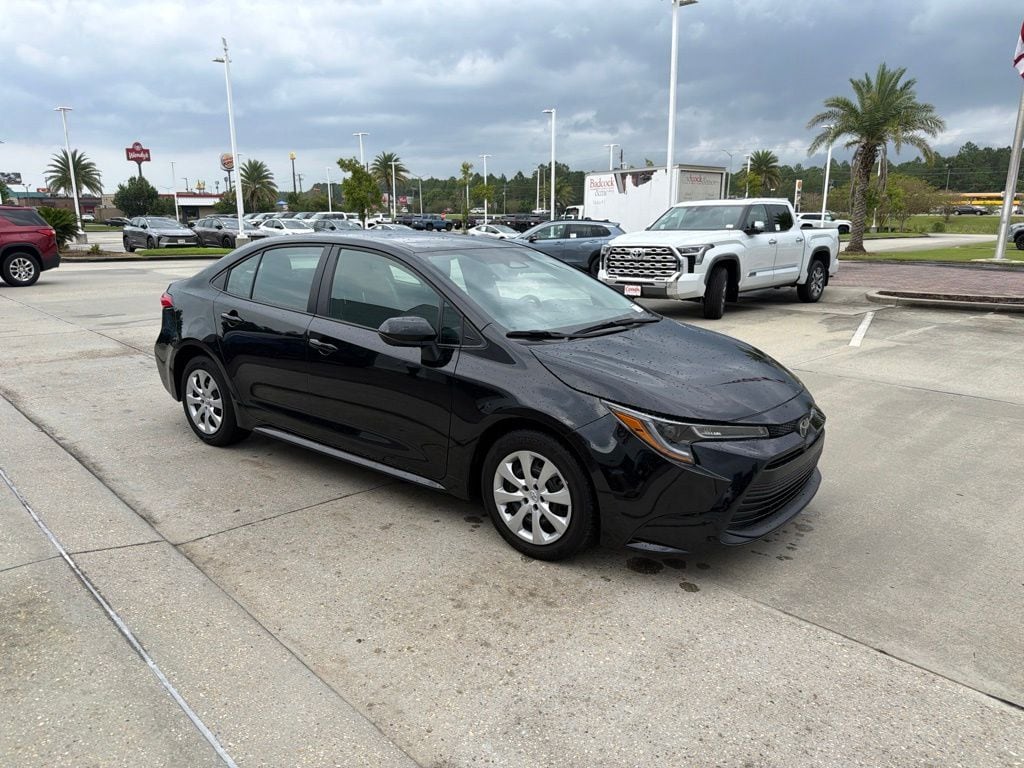 Certified 2025 Toyota Corolla LE Sedan