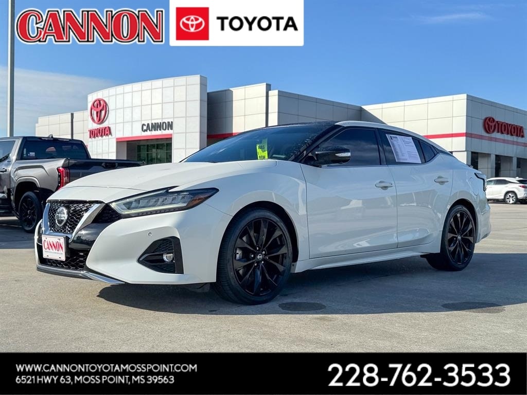 Used 2020 Nissan Maxima SR Sedan