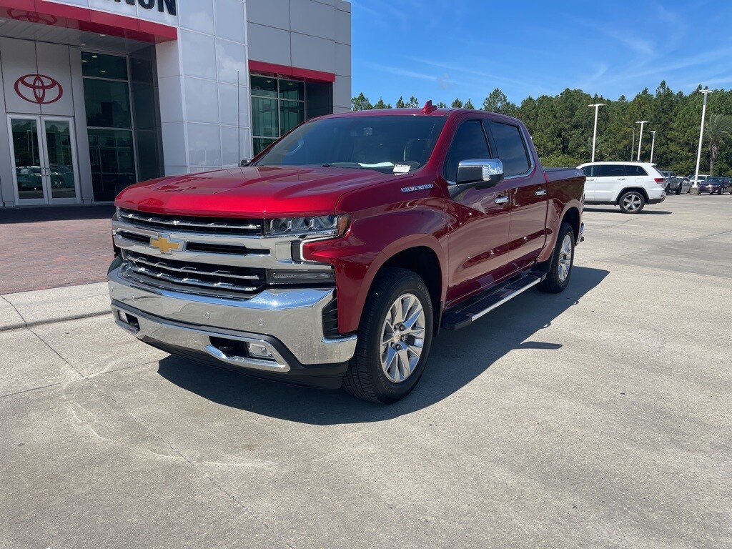 2022 Chevrolet Silverado 1500 LTZ photo 2