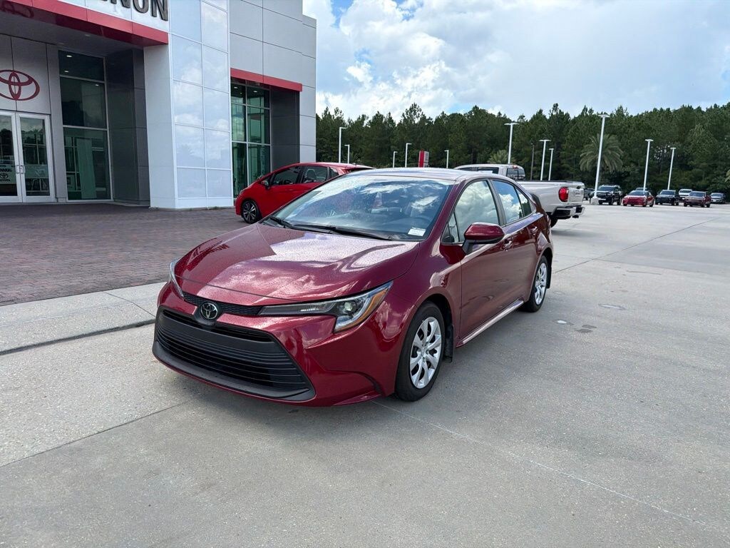 Used 2025 Toyota Corolla LE Sedan