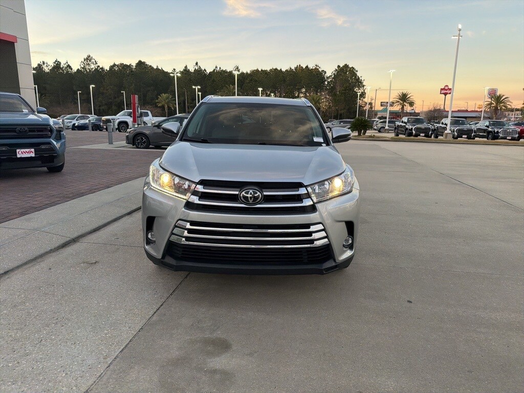 Used 2019 Toyota Highlander Limited SUV