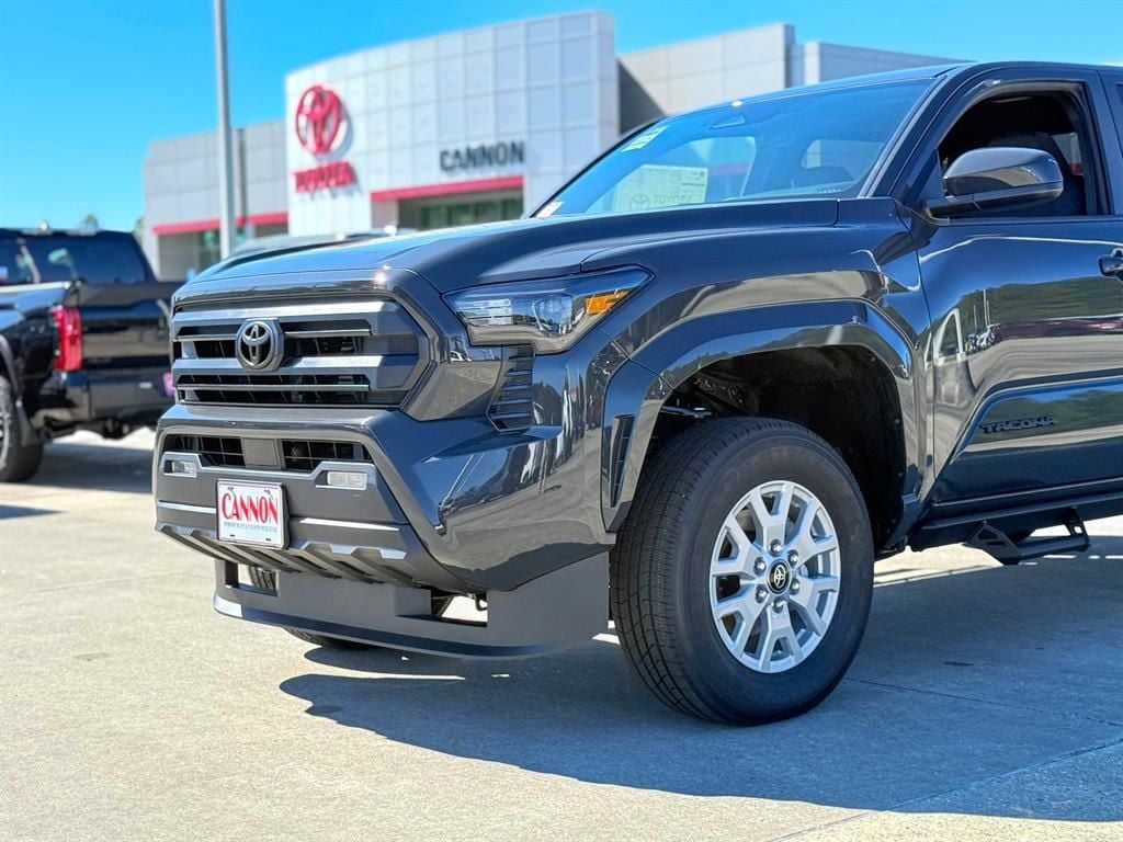 Used 2025 Toyota Tacoma SR5 Truck Double Cab