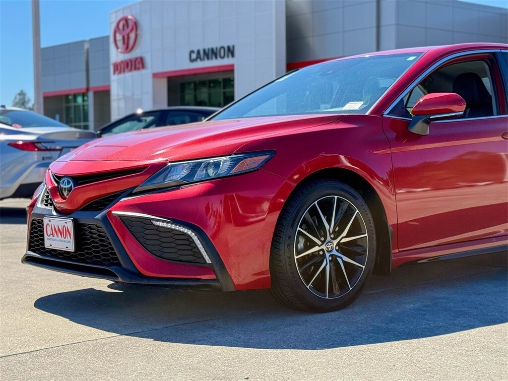 Certified 2022 Toyota Camry SE Sedan