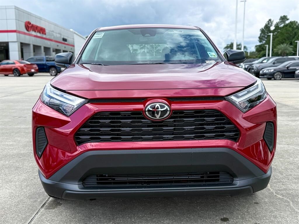 2025 Toyota RAV4 LE photo 2