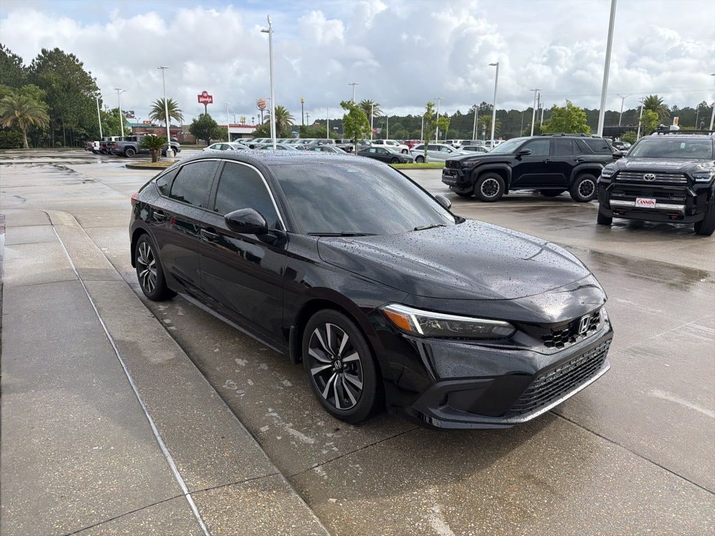 Used 2024 Honda Civic EX-L Hatchback